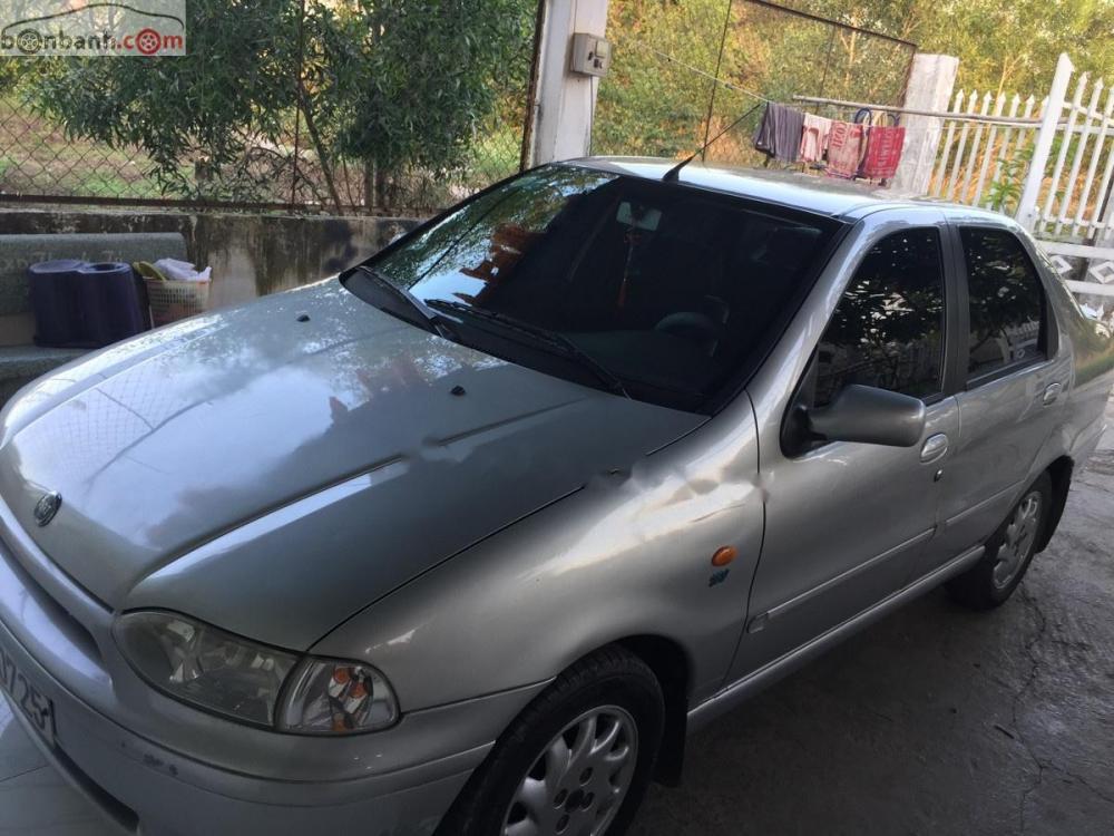 Fiat Siena HLX 1.6 2003 - Bán Fiat Siena HLX 1.6 sản xuất 2003, màu bạc