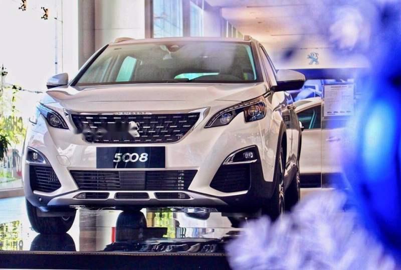 Peugeot 5008 2019 - Bán ô tô Peugeot 5008 sản xuất năm 2019, màu trắng