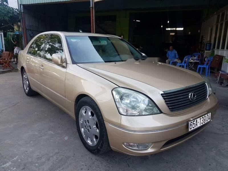 Lexus LS 430 2001 - Bán Lexus LS 430 sản xuất năm 2001, màu vàng, nhập khẩu xe gia đình