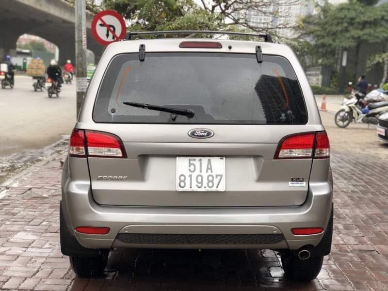 Ford Escape  XLS  2012 - Bán Ford Escape đời 2012, màu bạc, giá 510tr