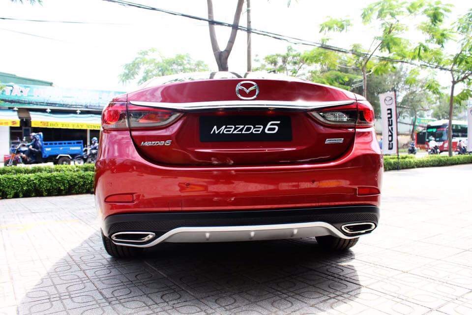 Mazda 6 2.0 2019 - Bán Mazda 6 giá từ 819tr xe giao ngay, đủ màu, đủ phiên bản, tặng gói bảo dưỡng 3 năm miễn phí