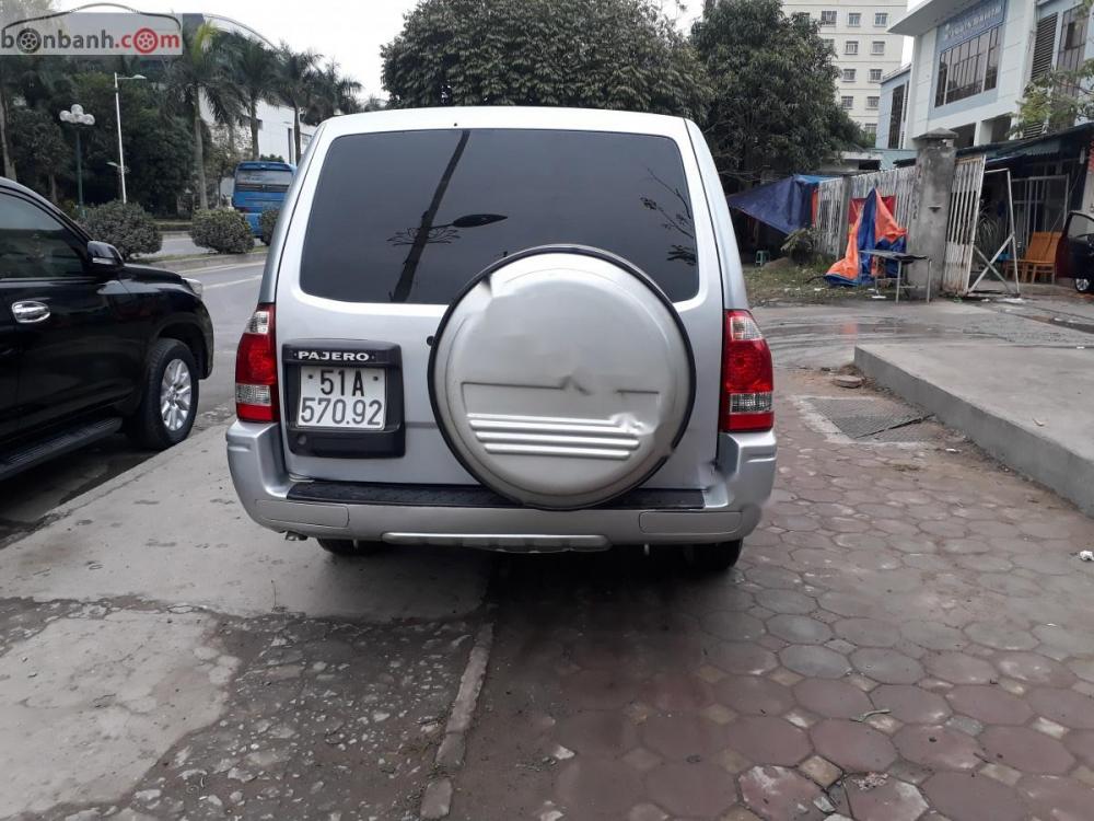 Mitsubishi Pajero 2005 - Mình bán Pajero số sàn 2 cầu, sx 2005, nhập khẩu, không niên hạn sử dụng