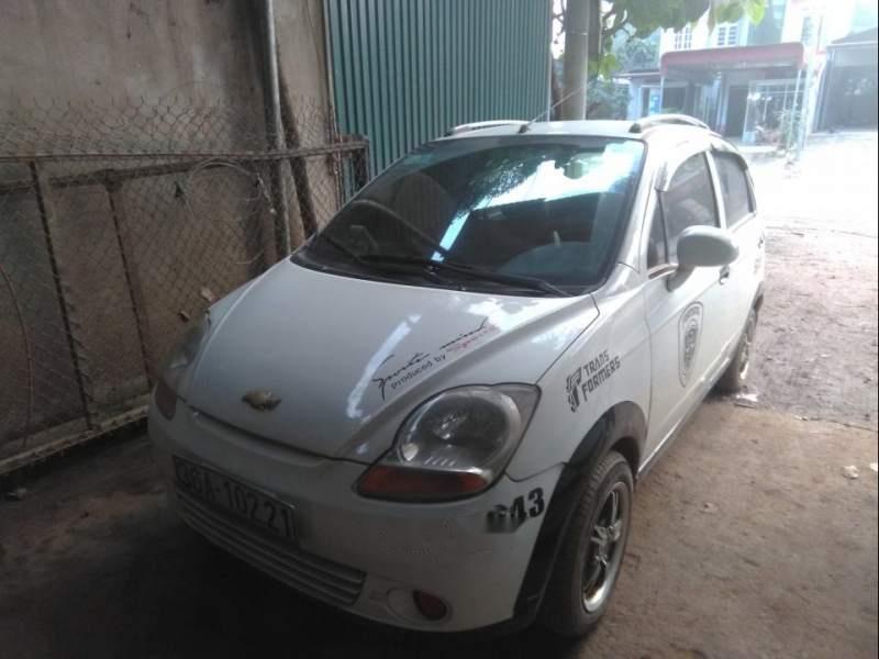 Chevrolet Spark   2009 - Cần bán gấp Chevrolet Spark 2009, màu trắng, xe đẹp