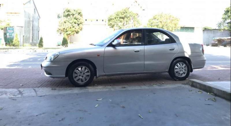 Daewoo Nubira   2005 - Cần bán gấp Daewoo Nubira đời 2005, màu bạc, nhập khẩu