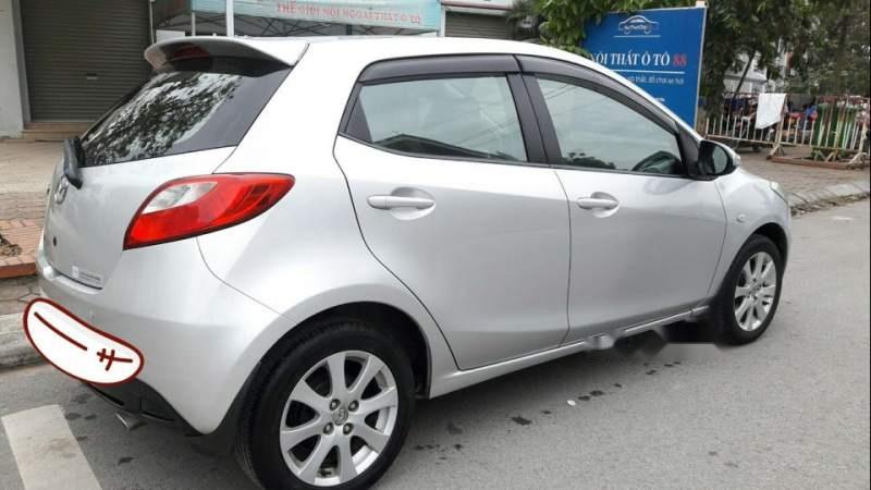 Mazda 2   2011 - Bán Mazda 2 đời 2011, màu bạc, đăng ký sử dụng 2012