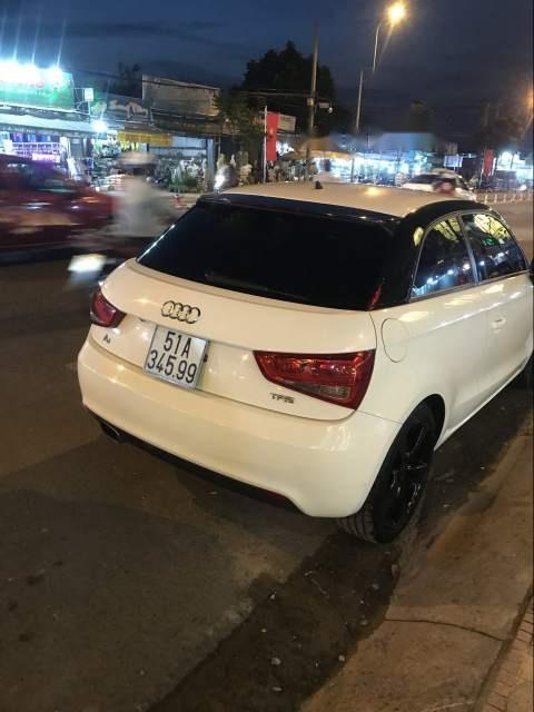 Audi A1   2010 - Cần bán lại xe Audi A1 đời 2010, màu trắng, nhập khẩu