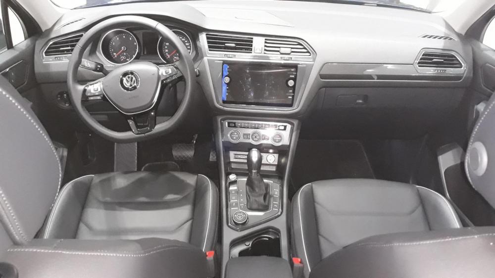 Volkswagen Tiguan 2019 - Xe 7 chỗ Tiguan 2019 nhập khẩu, chạy êm, vay 85%, giao ngay đi tết, nhiều màu