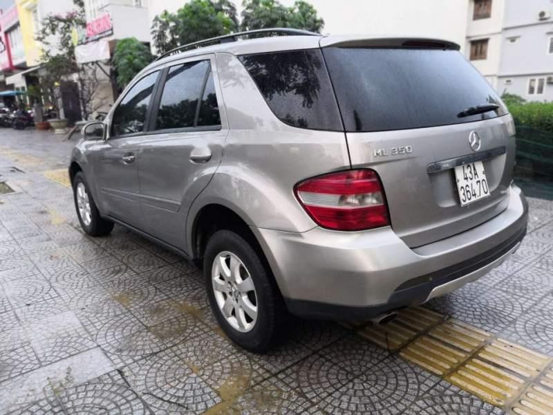 Mercedes-Benz ML Class  ML350 2006 - Bán Mercedes-Benz ML350 4Matic nhập Mỹ, đăng ký lần đầu 2007