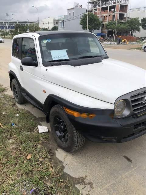 Ssangyong Korando 2003 - Bán ô tô Ssangyong Korando sản xuất 2003, màu trắng, nhập khẩu, 140tr