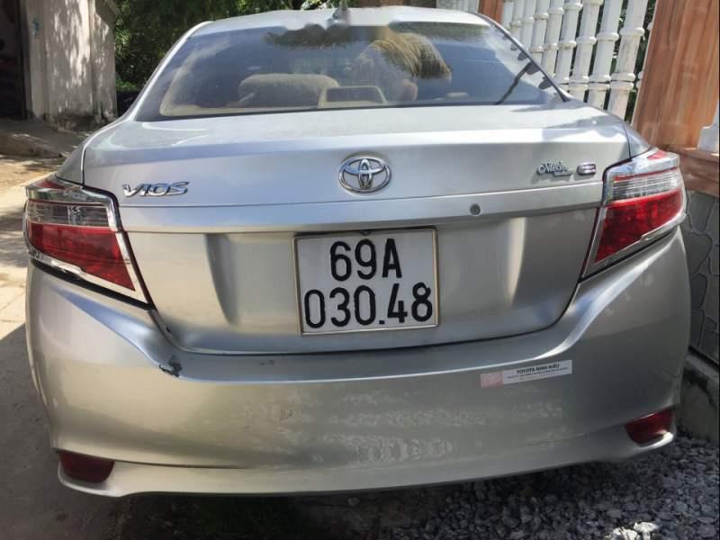 Toyota Vios  1.5E   2016 - Bán xe Toyota Vios 1.5E năm 2016, màu bạc