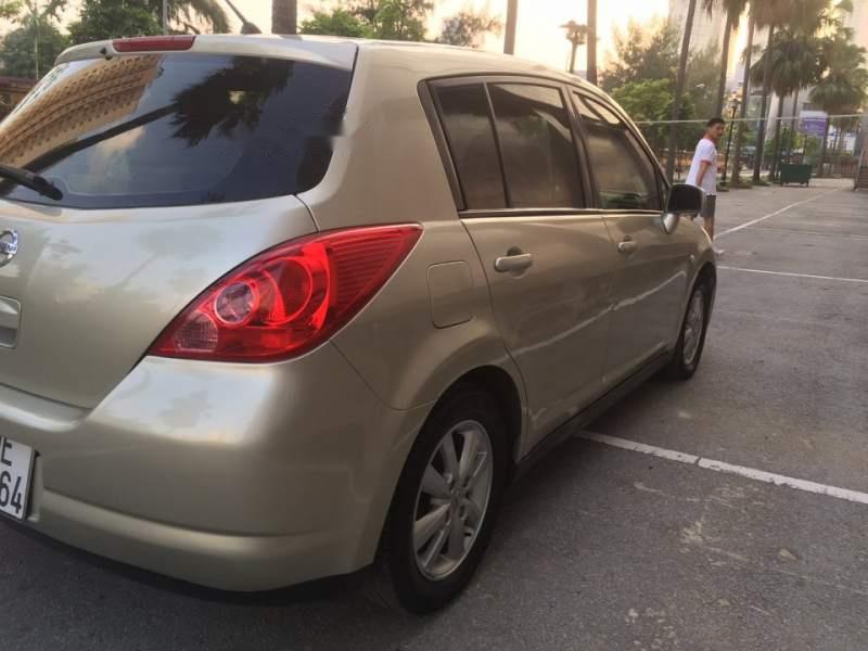 Nissan Tiida   2008 - Cần bán gấp Nissan Tiida đời 2008, màu bạc, xe nhập, giá tốt