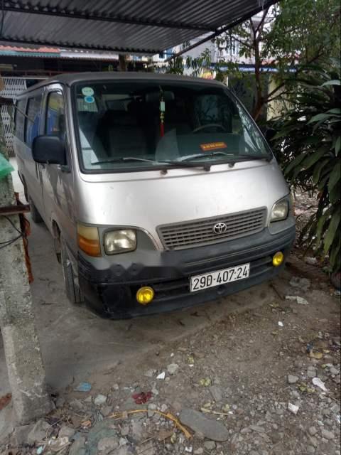 Toyota Hiace 2003 - Bán ô tô Toyota Hiace sản xuất năm 2003, giá chỉ 100 triệu