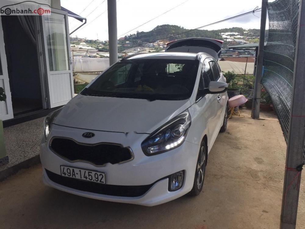 Kia Rondo GAT 2015 - Bán ô tô Kia Rondo GAT 2015, màu trắng, số tự động