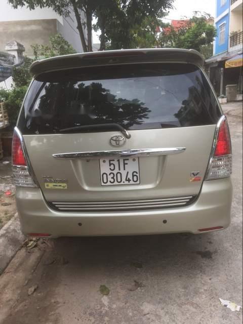 Toyota Innova 2008 - Gia đình bán Toyota Innova 2008, màu vàng cát