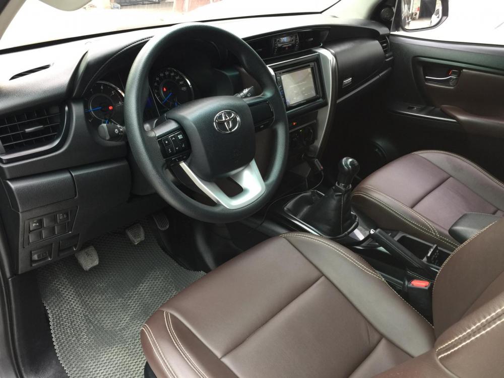 Toyota Fortuner 2.4 MT 2017 - Cần bán xe Toyota Fortuner 2.4 MT sản xuất 2017, màu xám (ghi), nhập khẩu nguyên chiếc