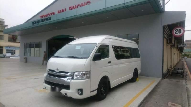 Toyota Hiace   2018 - Cần bán gấp Toyota Hiace đời 2018, màu trắng, nhập khẩu