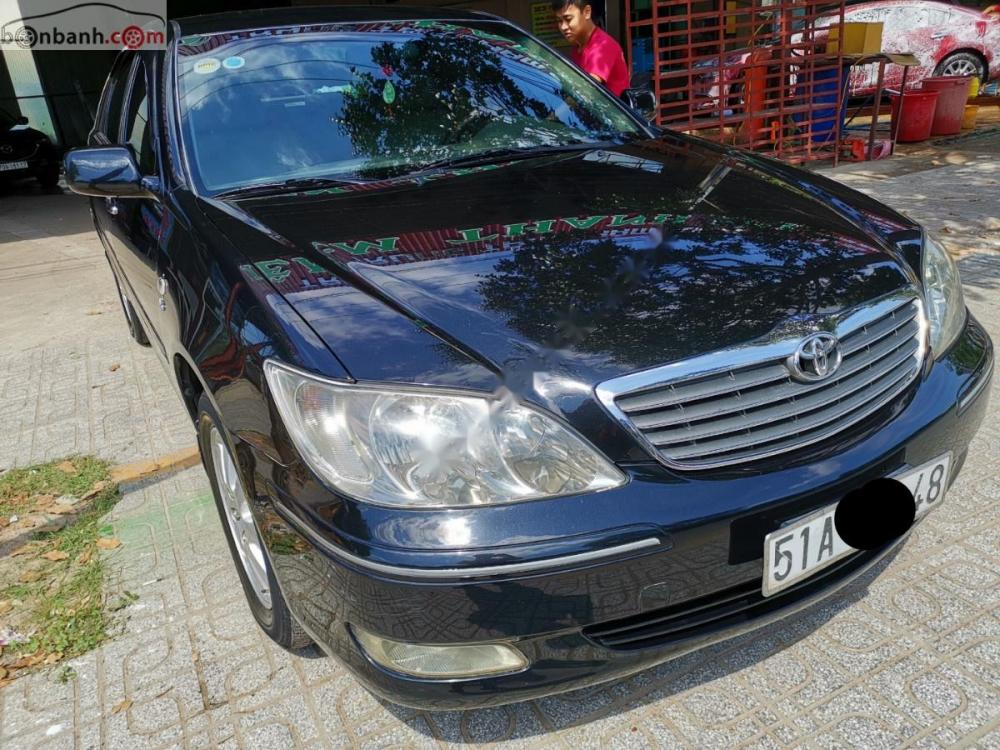 Toyota Camry 2004 - Cần bán Toyota Camry 2004, màu đen  