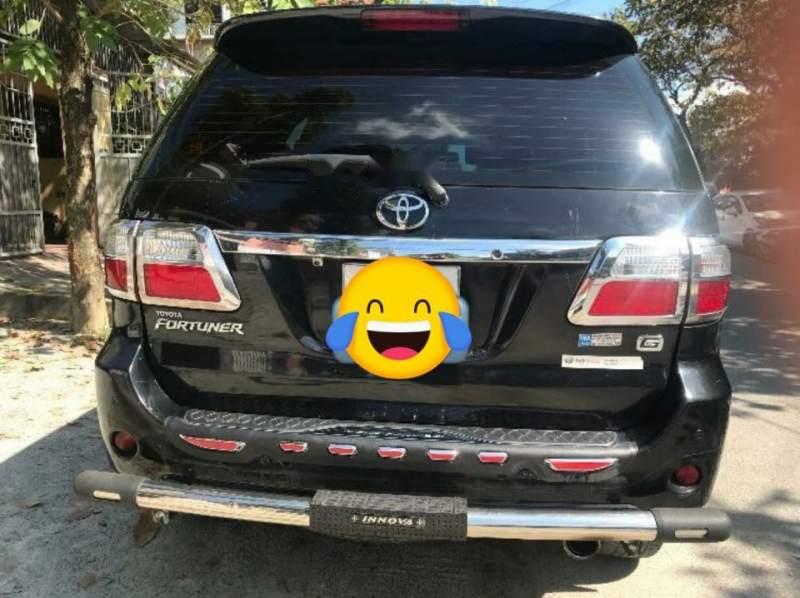 Toyota Fortuner 2011 - Bán xe Toyota Fortuner năm sản xuất 2011, màu xám, 669 triệu