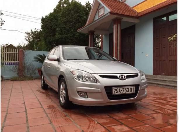 Hyundai i30   1.6AT 2008 - Bán Hyundai i30 1.6AT 2008, màu bạc, nhập khẩu còn mới