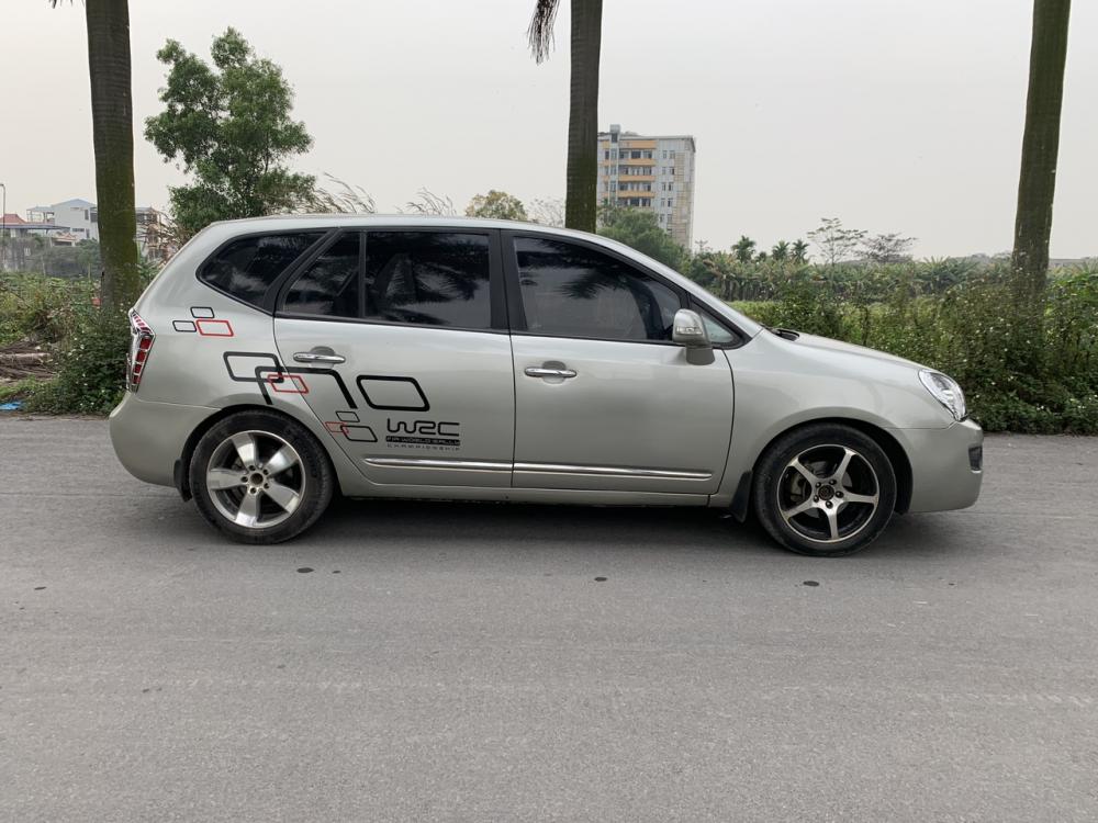 Kia Carens 2010 - Bán xe Kia Carens đời 2010, màu bạc, giá chỉ 275 triệu - alo 0888141655