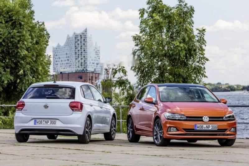 Volkswagen Polo 2018 - Bán Volkswagen Polo sản xuất 2018, nhập khẩu, màu cam