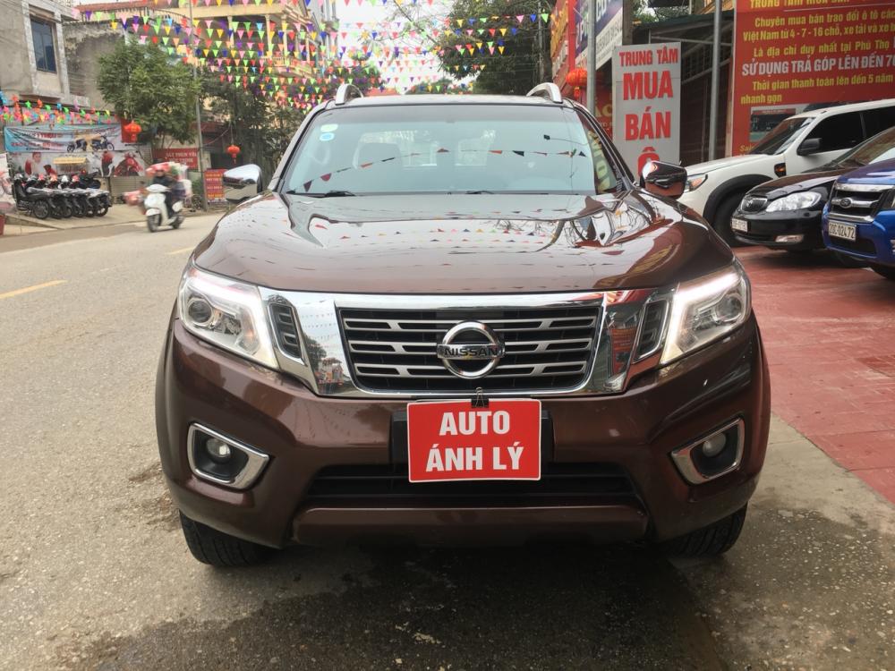 Nissan Navara NP300 2.5VL AT 4WD 2015 - Bán Nissan Navara NP300 2.5VL AT 4WD 2015, màu nâu, nhập khẩu nguyên chiếc, 645 triệu