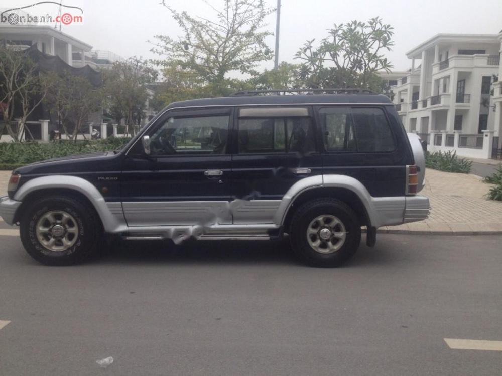 Mitsubishi Pajero 3.0L 1997 - Bán Mitsubishi Pajero 3.0L năm 1997, màu xanh lam, xe nhập