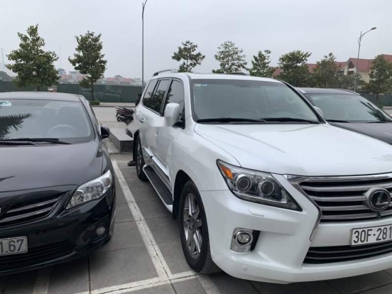 Lexus LX 570 2014 - Cần bán gấp Lexus LX 570 sản xuất 2014, màu trắng, xe nhập  