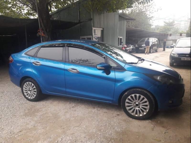 Ford Fiesta   2011 - Cần bán gấp Ford Fiesta sản xuất năm 2011, màu xanh lam số tự động