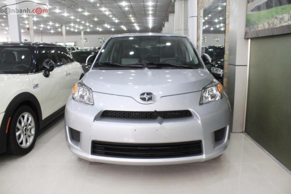 Scion Xd 1.8 AT 2014 - Cần bán gấp Scion Xd 1.8 AT đời 2014, màu bạc, xe nhập số tự động