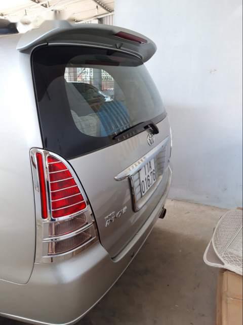 Toyota Innova 2008 - Cần bán Toyota Innova đời 2008, màu bạc như mới, giá tốt