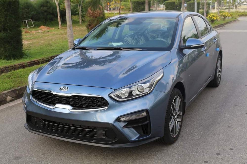 Kia Cerato AT 2019 - Bán Cerato 2019, có xe giao ngay