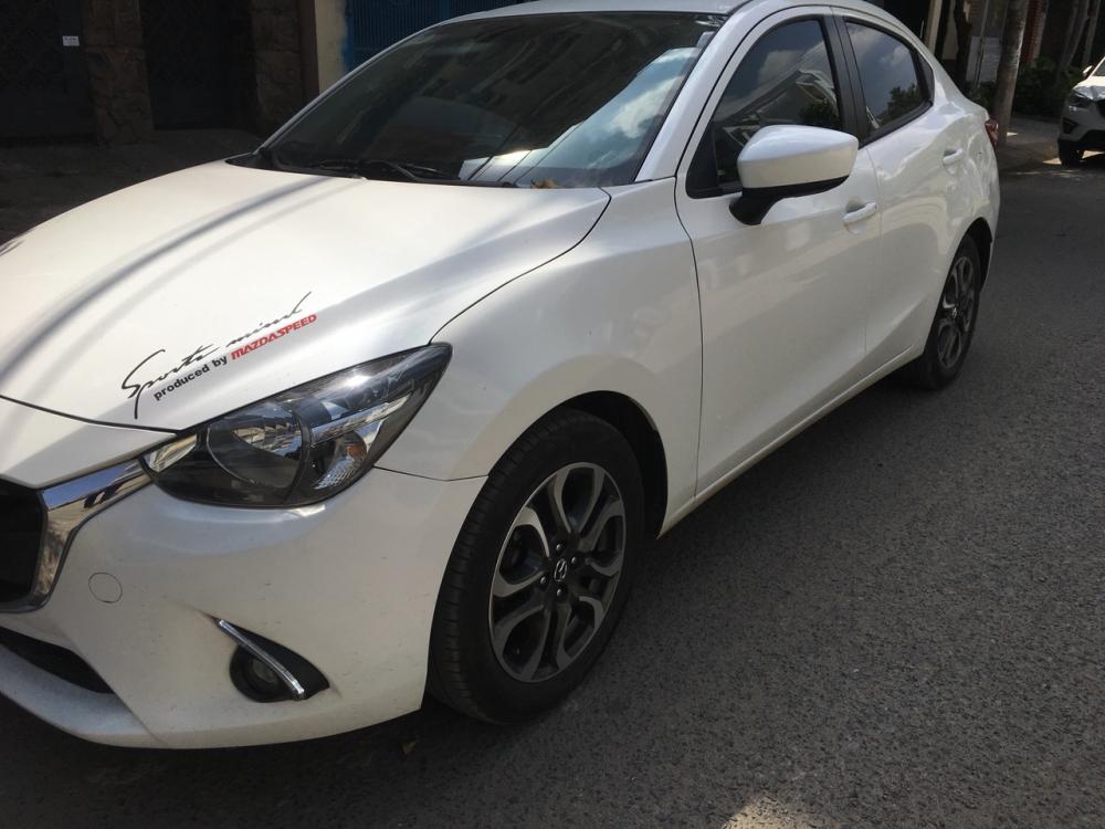 Mazda 2 2016 - Bán xe Mazda 2 đời 2016, màu trắng, giá 510tr