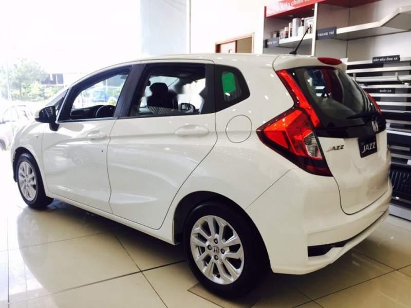 Honda Jazz 1.5V CVT 2018 - Bán xe Honda Jazz 1.5V CVT năm 2018, màu trắng, nhập khẩu nguyên chiếc, giá tốt