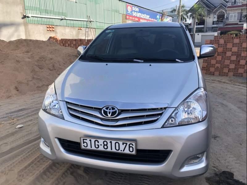 Toyota Innova G 2010 - Bán xe Toyota Innova G đời 2010, màu bạc, giá tốt