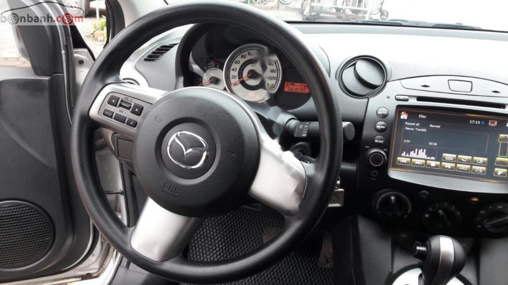 Mazda 2 2011 - Bán ô tô Mazda 2 đời 2011, màu bạc, giá 356tr