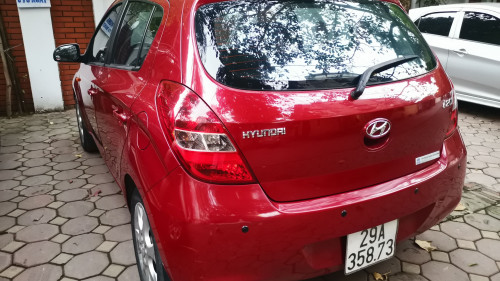 Hyundai i20   AT  2011 - Xe Hyundai i20 AT sản xuất 2011, màu đỏ chính chủ, giá 380tr