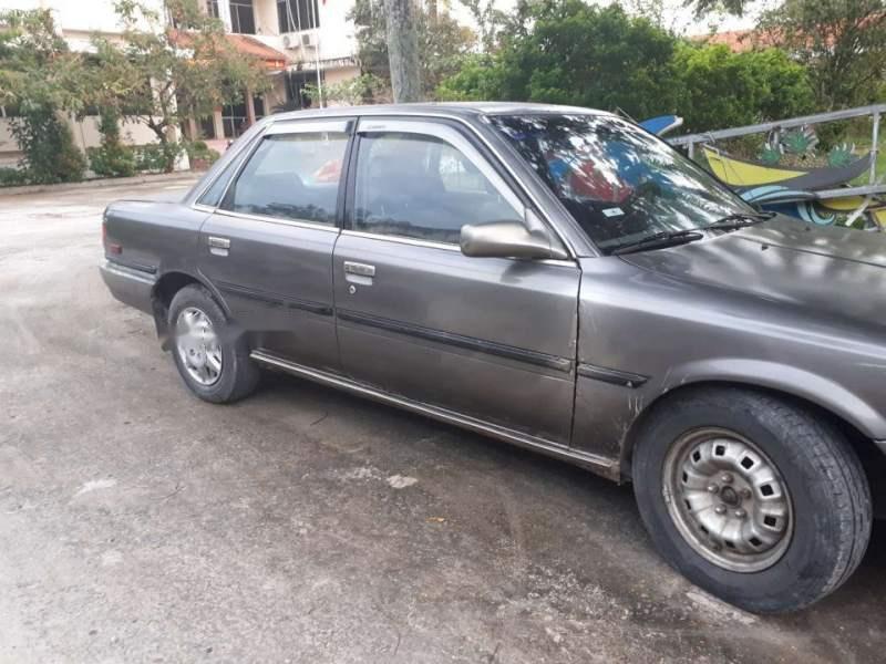 Toyota Corolla 1988 - Bán Toyota Corolla năm 1988, màu bạc, nhập khẩu nguyên chiếc