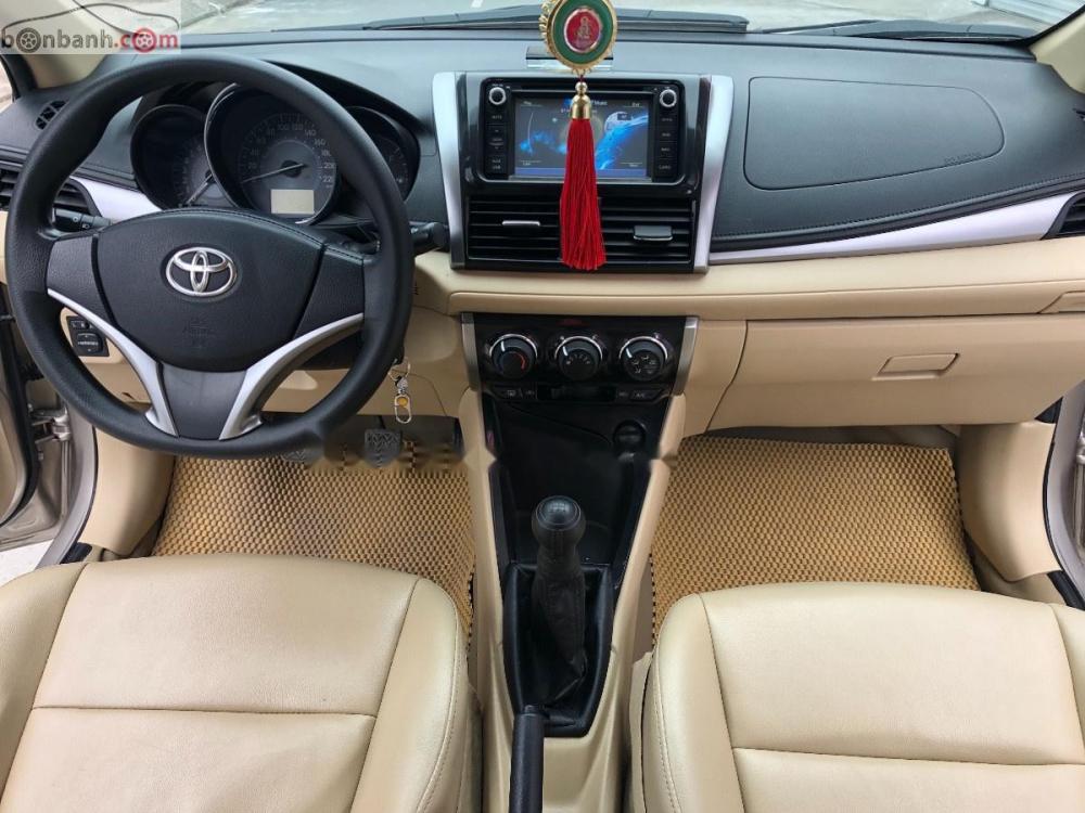 Toyota Vios 1.5 E 2015 - Bán xe Toyota Vios 1.5 E 2015, màu vàng, giá chỉ 420 triệu