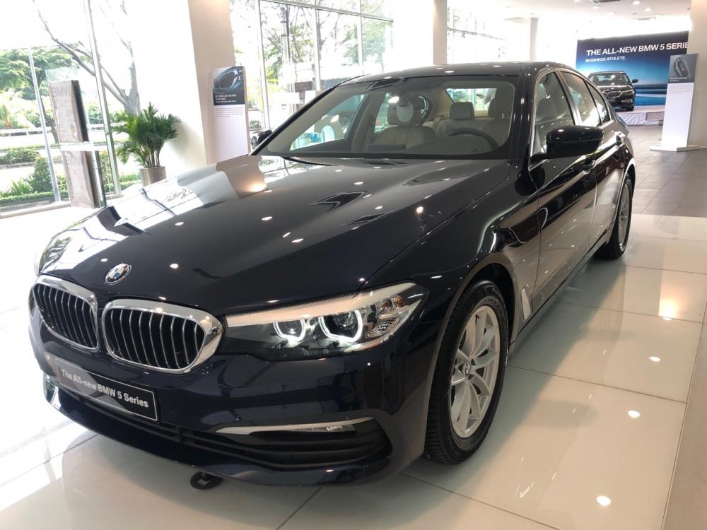 BMW 5 Series 520i 2018 - Bán BMW 520i mới tại Đà Nẵng