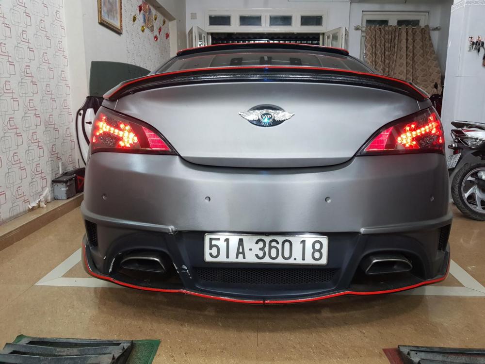 Hyundai Genesis Turbo 2.0 AT 2009 - Cần bán xe Hyundai Genesis Turbo 2.0 AT 2010, màu xám (ghi), nhập khẩu nguyên chiếc, giá 489tr