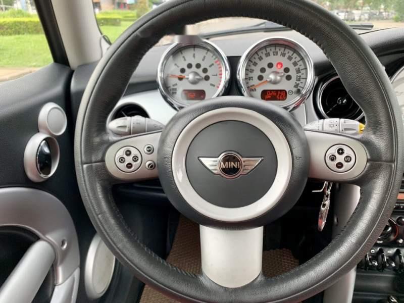 Mini Cooper   2006 - Cần bán lại xe Mini Cooper năm 2006, màu đỏ, nhập khẩu 