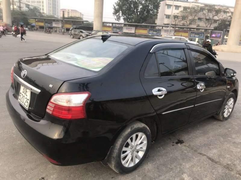 Toyota Vios 2010 - Cần bán Toyota Vios đời 2010, màu đen xe gia đình