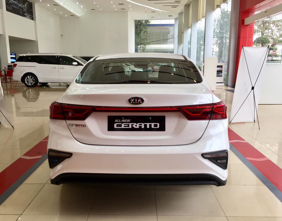 Kia Cerato 1.6MT 2019 - Bán Cerato 2019 đẹp - sang trọng - hot nhất trong phân khúc - 556 triệu - mua ngay đi tết