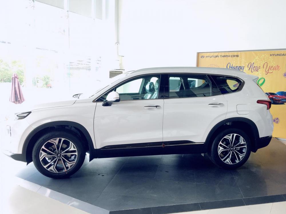 Hyundai Santa Fe 2.4 AT 2019 - Vũng Tàu _xe sẵn giao ngay_Hyundai Santafe 2019, chỉ 435tr hỗ trợ góp + tặng gói phụ kiện hấp dẫn, LH 0933222638