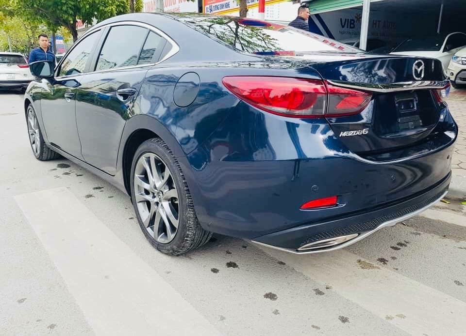 Mazda 6 Premium 2017 - Cần bán Mazda 6 Premium 2017, màu xanh lam