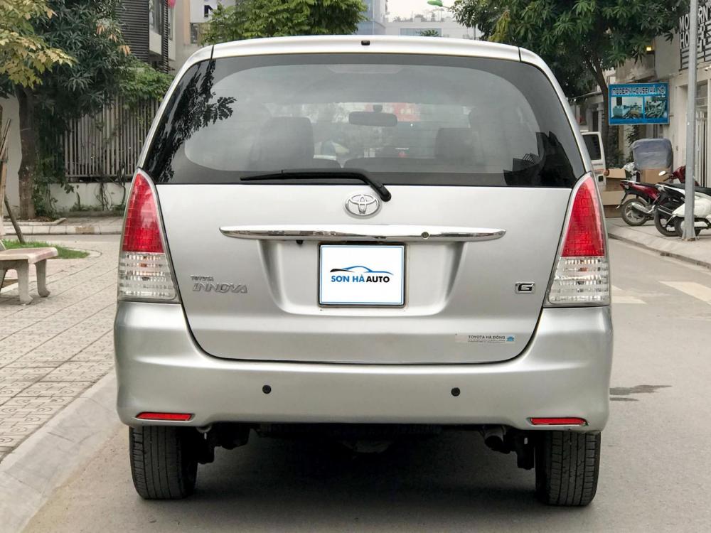 Toyota Innova 2.0G 2010 - Bán Toyota Innova 2.0G SX 2010, màu bạc