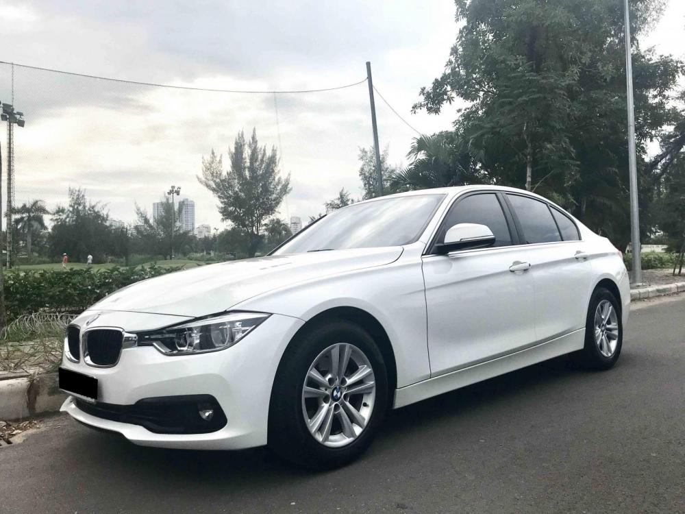 BMW 3 Series 320i 2015 - Cần bán xe BMW 3 Series 320i SX 2015, đi 35000km còn rất mới