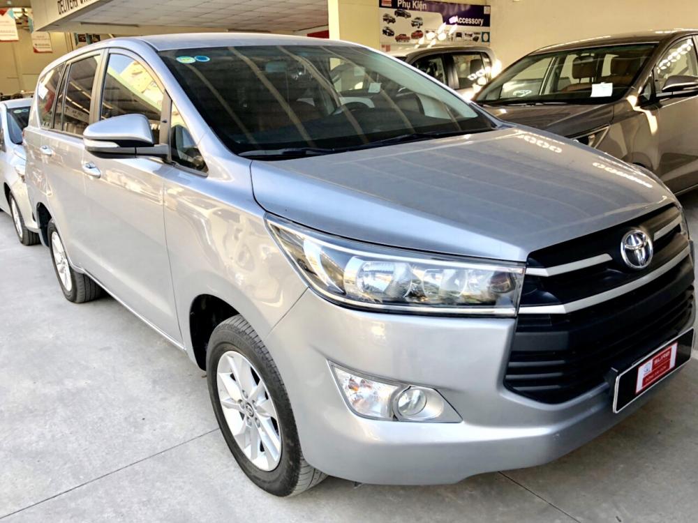 Toyota Innova 2.0E 2016 - Bán Innova 2.0E số sàn đời 2016, giá tết ưu đãi lớn