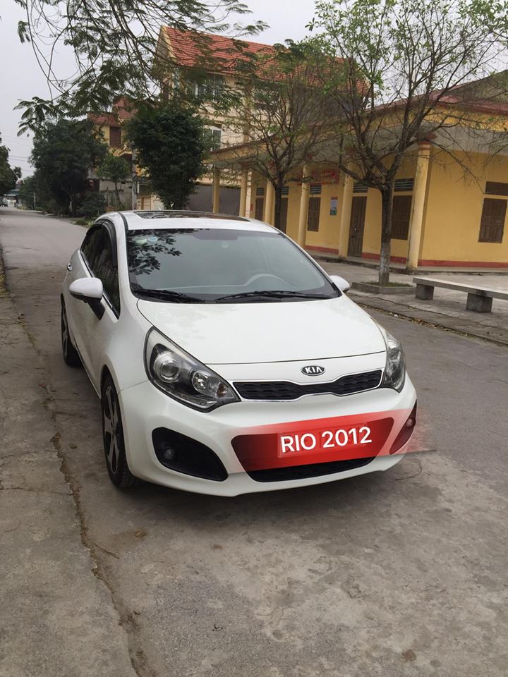 Kia Rio 2012 - Bán Kia Rio đời 2012, màu trắng, nhập khẩu nguyên chiếc